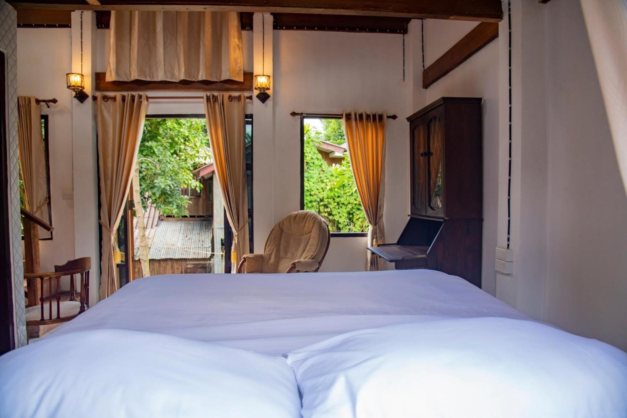 Ban Kaew Mo Ra Glamping & Restaurant Ξενοδοχείο Pang Mapha Εξωτερικό φωτογραφία