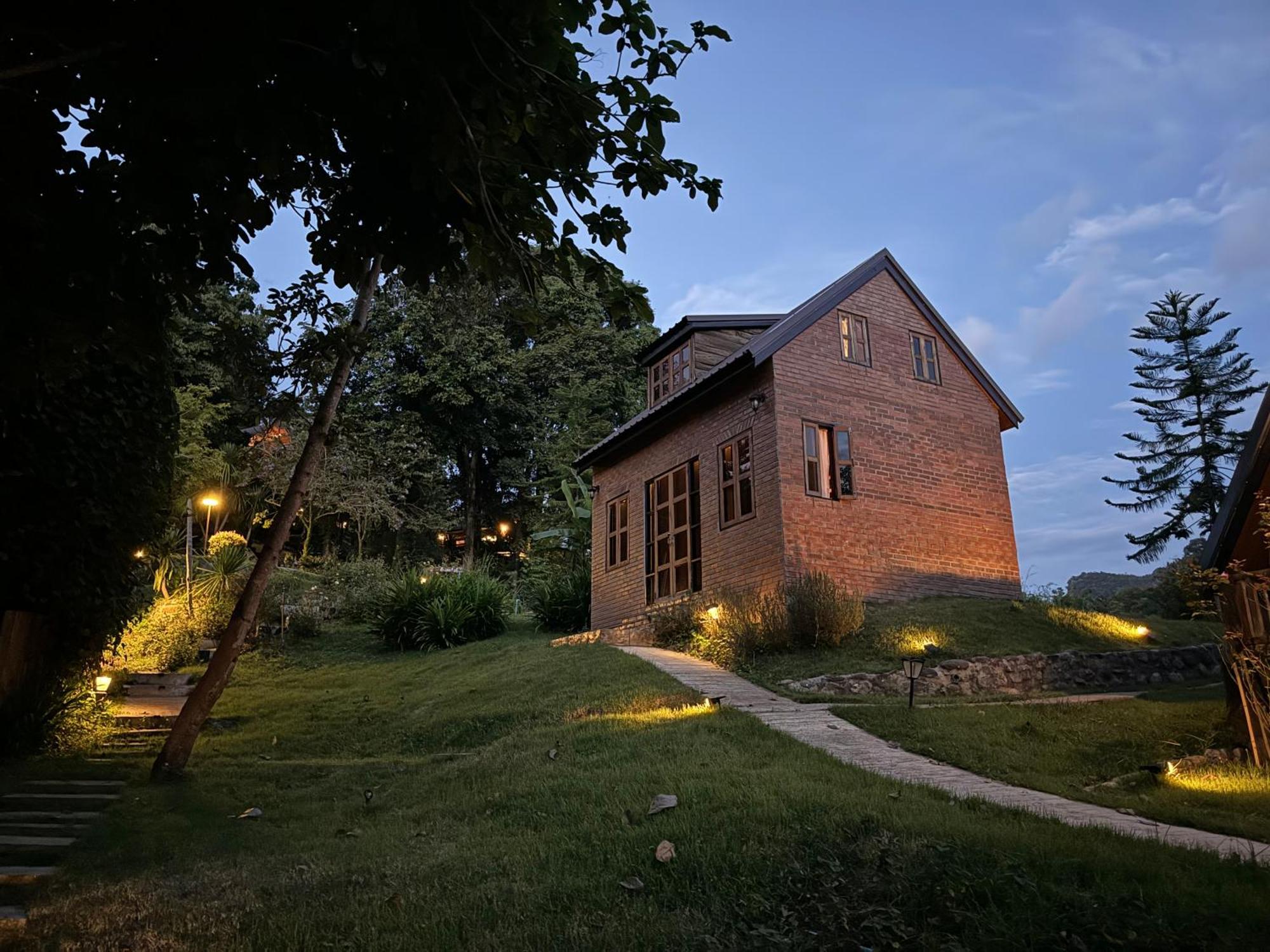 Ban Kaew Mo Ra Glamping & Restaurant Ξενοδοχείο Pang Mapha Εξωτερικό φωτογραφία