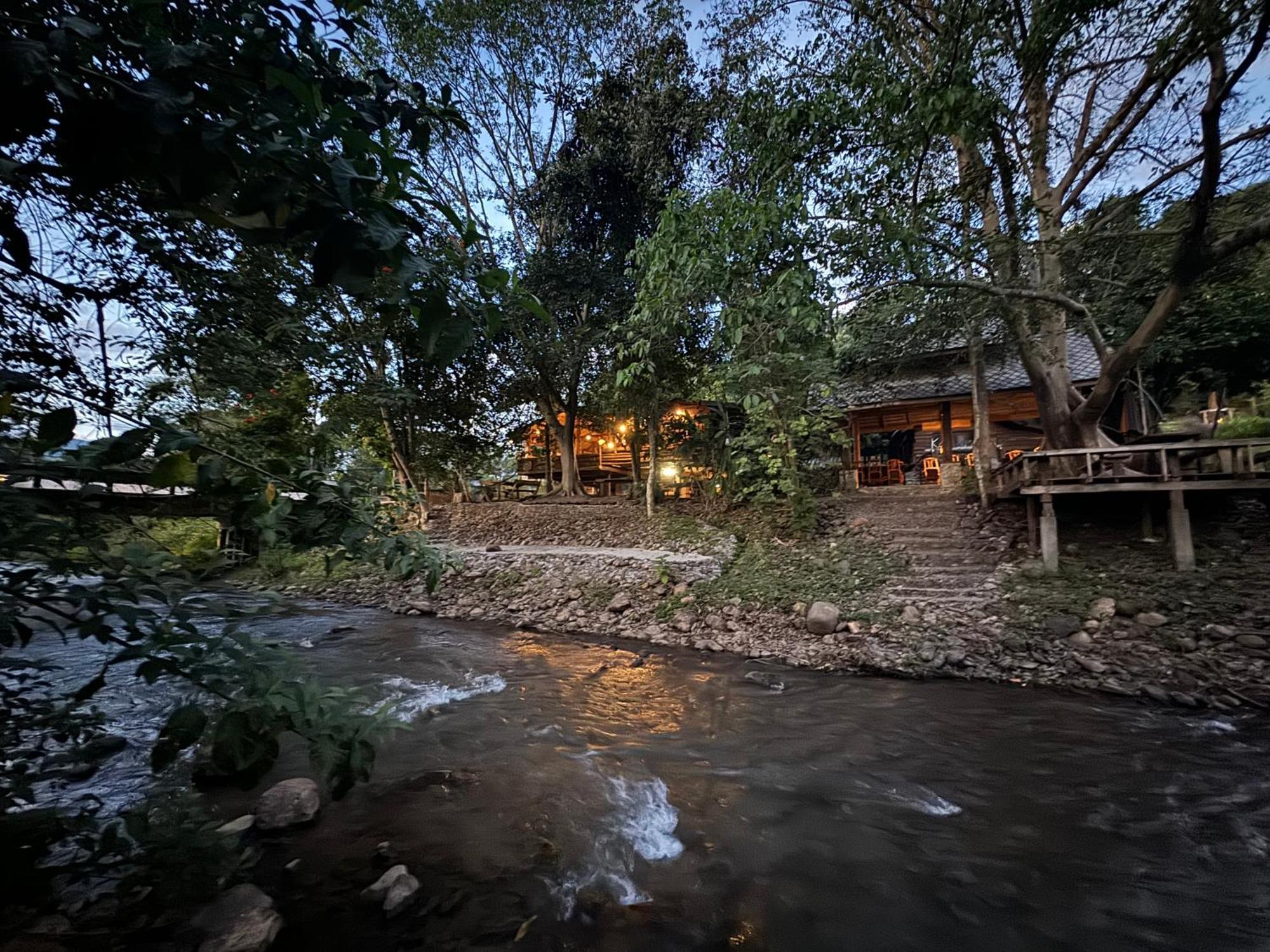 Ban Kaew Mo Ra Glamping & Restaurant Ξενοδοχείο Pang Mapha Εξωτερικό φωτογραφία