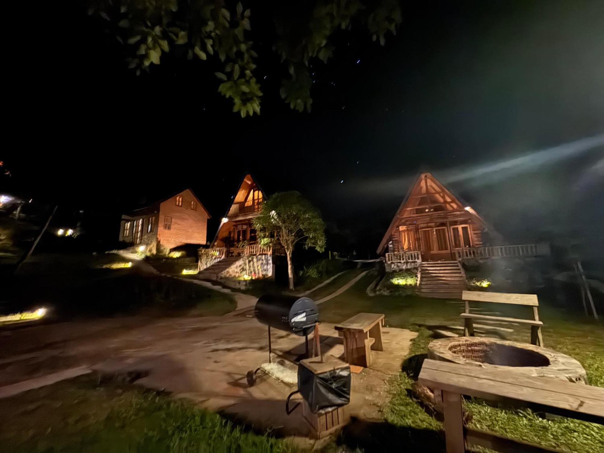Ban Kaew Mo Ra Glamping & Restaurant Ξενοδοχείο Pang Mapha Εξωτερικό φωτογραφία