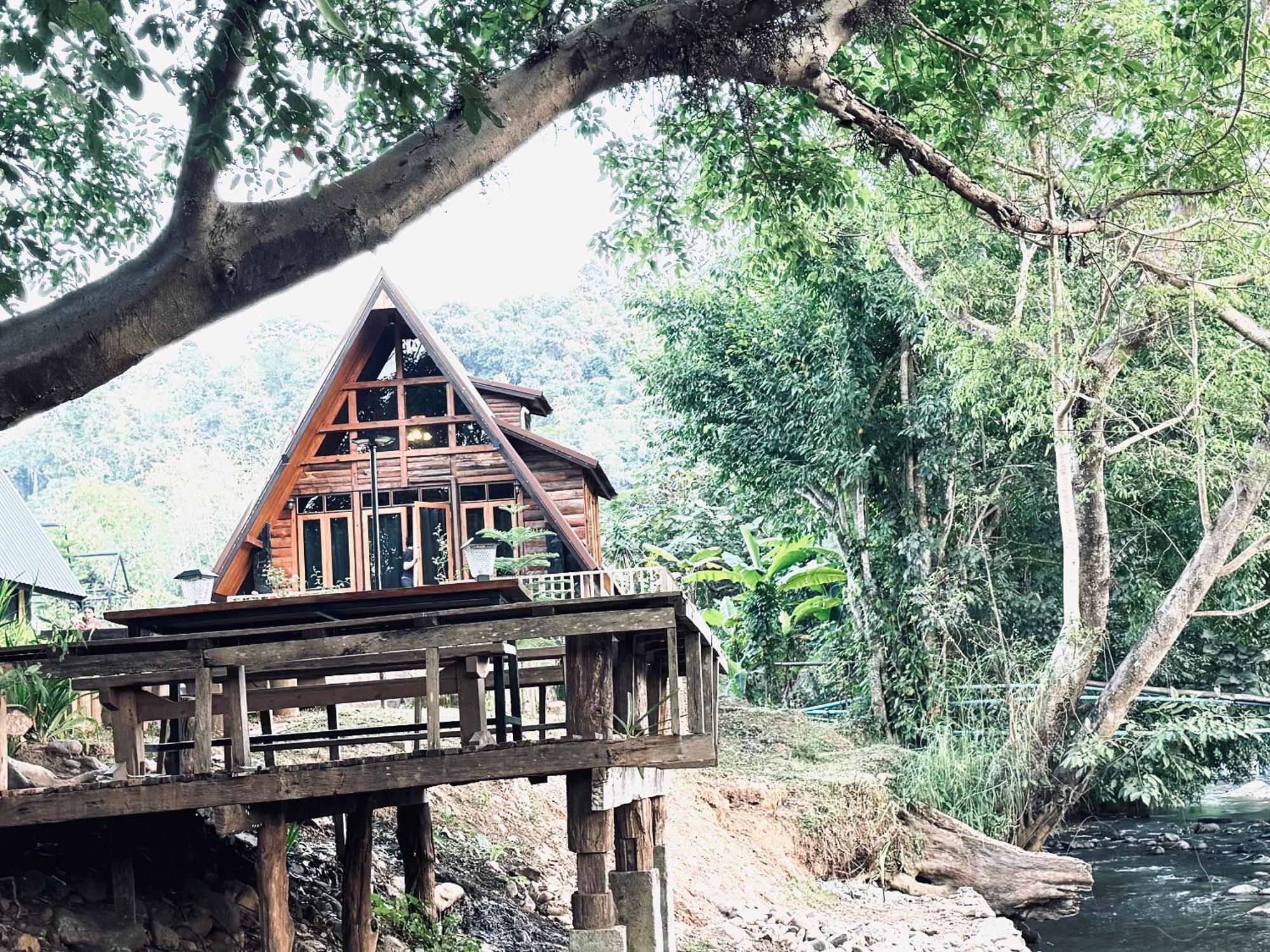 Ban Kaew Mo Ra Glamping & Restaurant Ξενοδοχείο Pang Mapha Εξωτερικό φωτογραφία